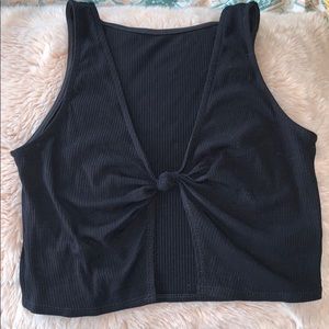 Tie in the front tank